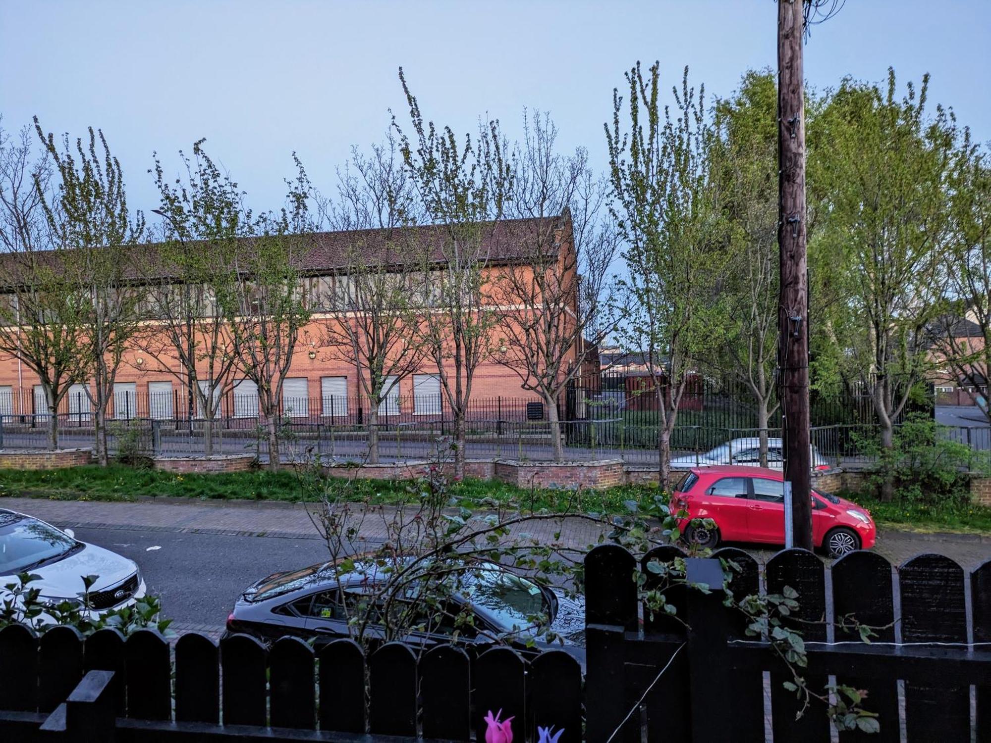 Mairead - Cosy Property In Gaeltacht Quarter 벨파스트 외부 사진