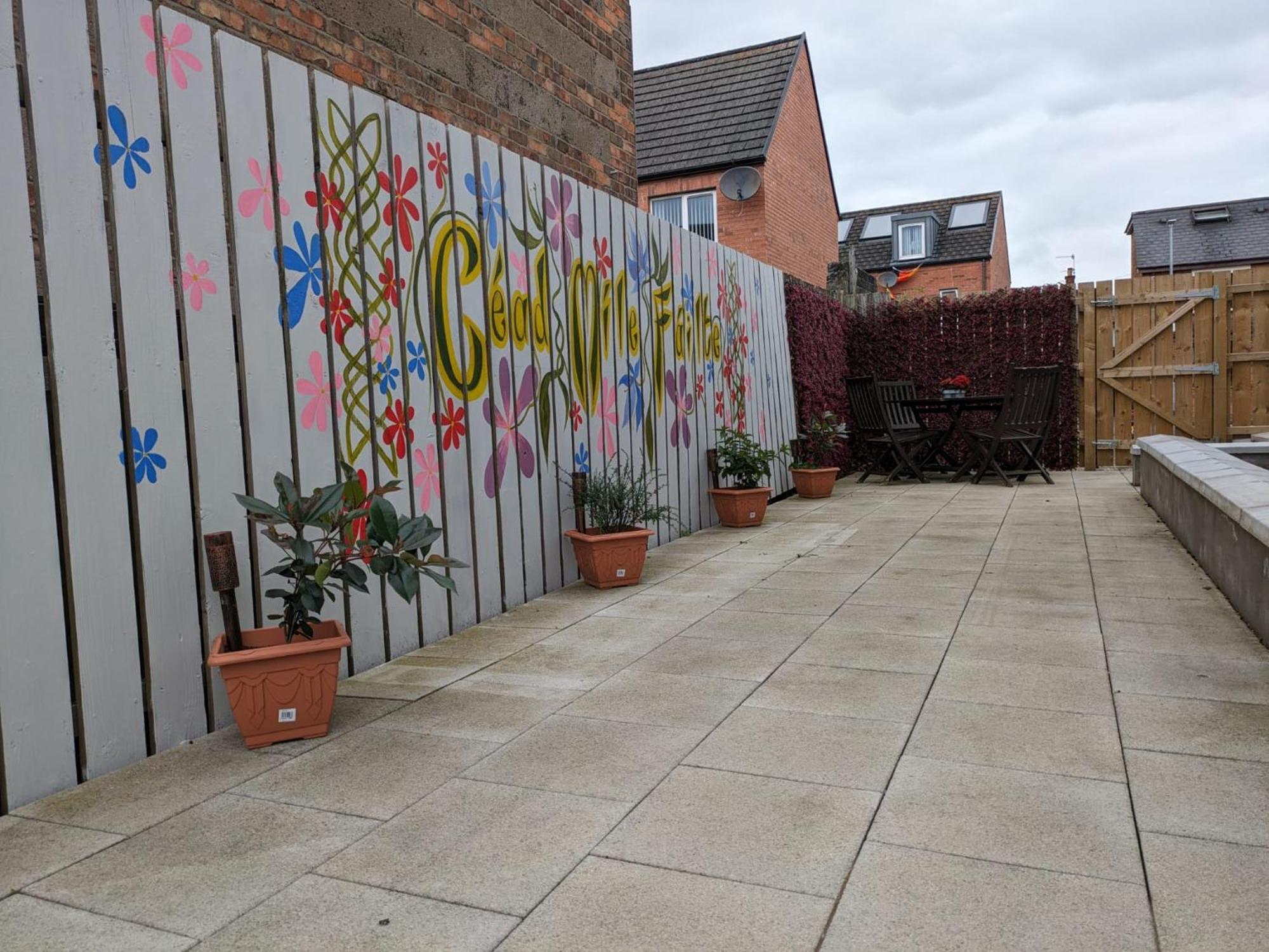 Mairead - Cosy Property In Gaeltacht Quarter 벨파스트 외부 사진