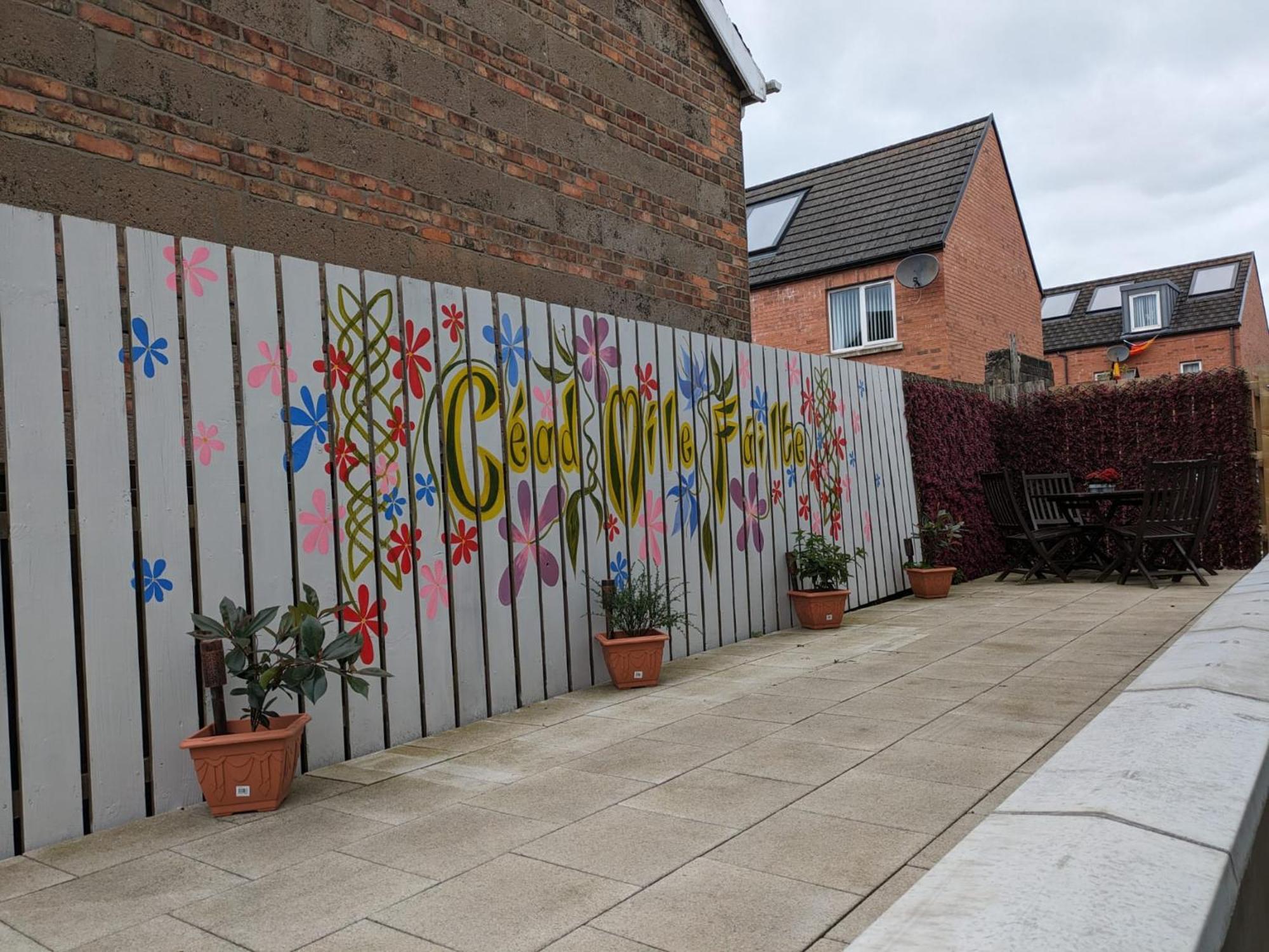 Mairead - Cosy Property In Gaeltacht Quarter 벨파스트 외부 사진
