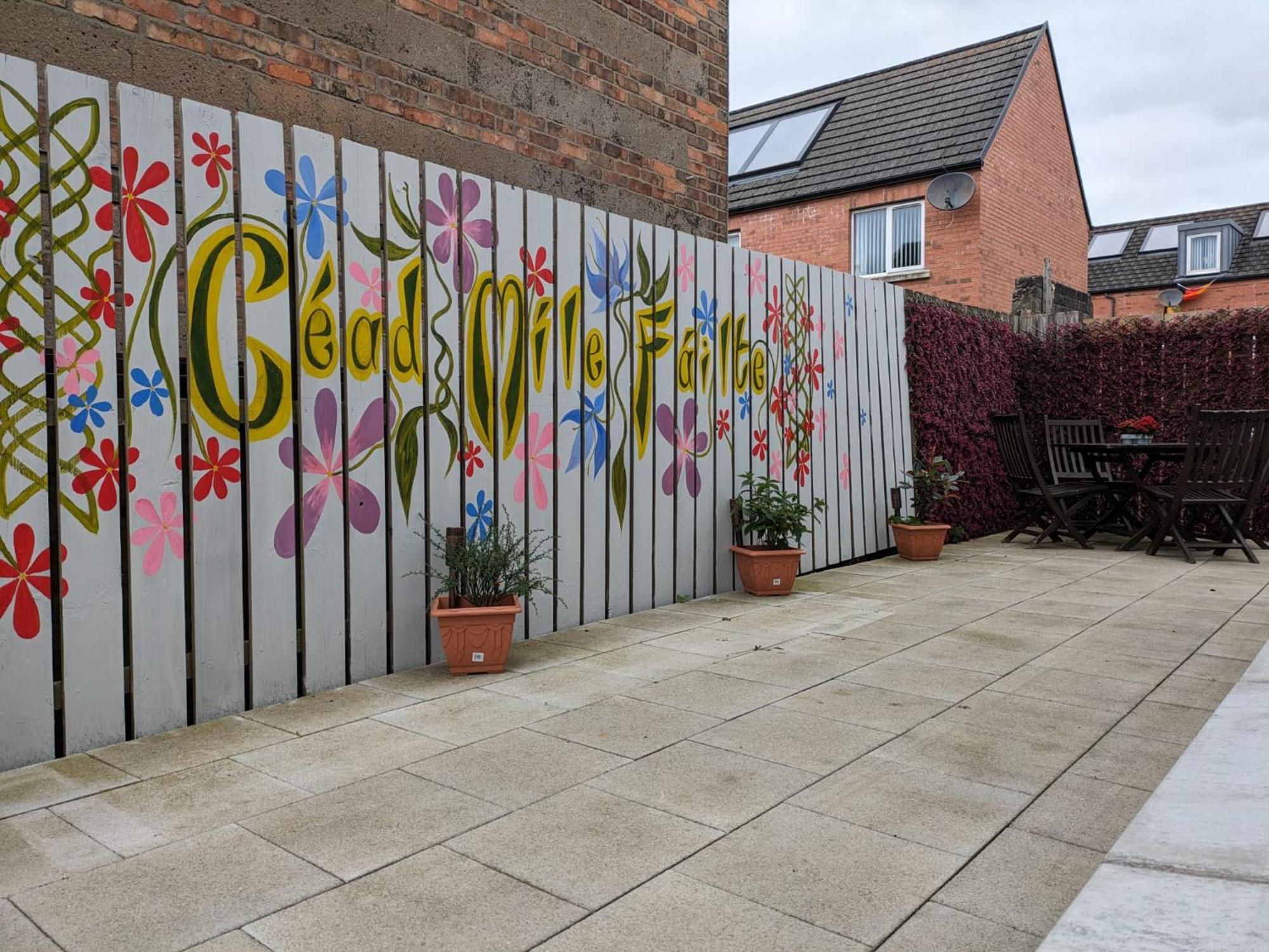 Mairead - Cosy Property In Gaeltacht Quarter 벨파스트 외부 사진